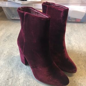 Shoedazzle velvet booties